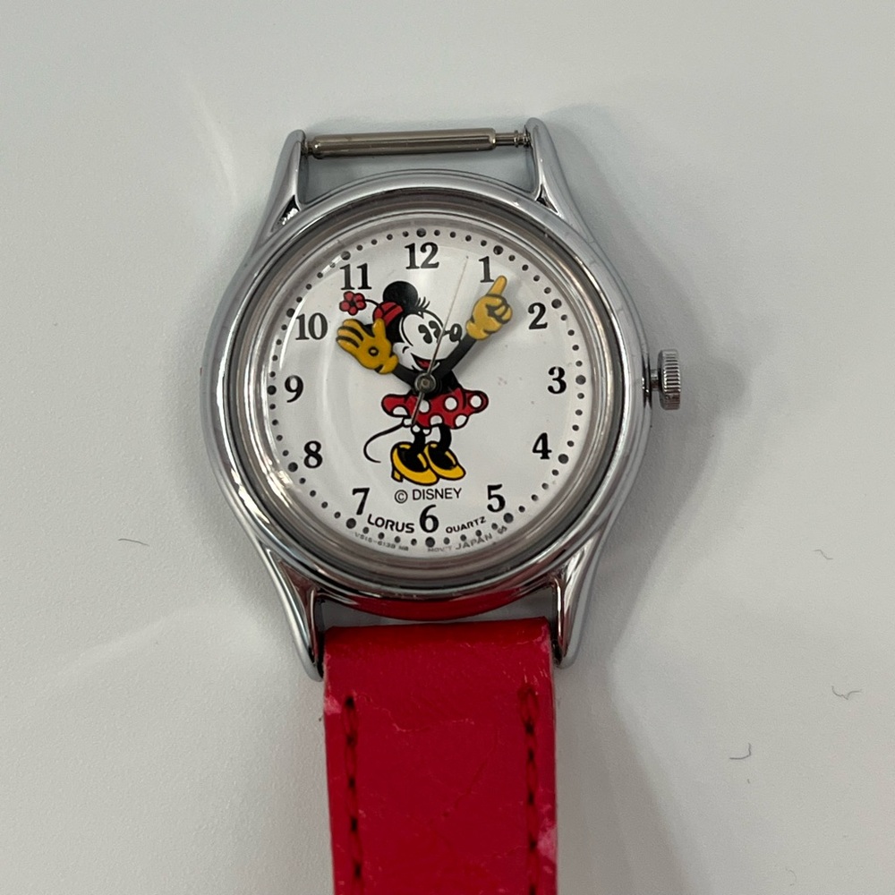 Vintage Disney Lorus Minnie Mouse watch - Picture 4 of 4